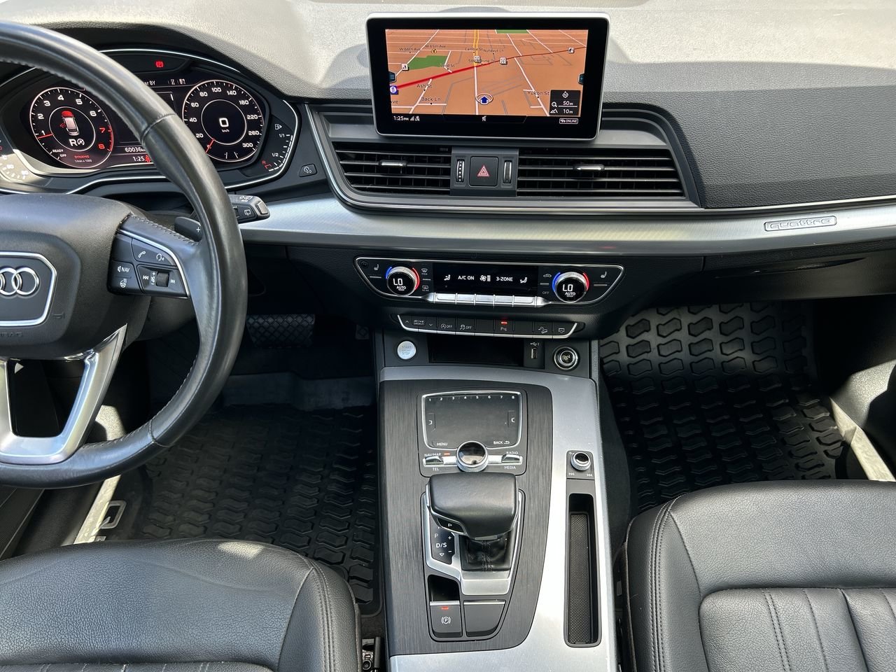 Used 2020 Manhattan Grey Met Audi 45 2.0T Progressiv quattro 7sp S Tronic image 28