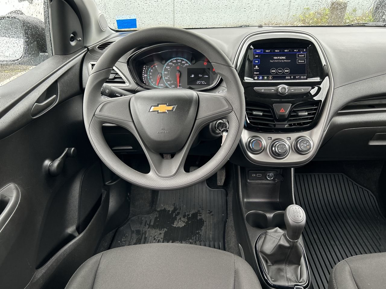 Used 2021 Summit White Chevrolet LS - Manual image 28