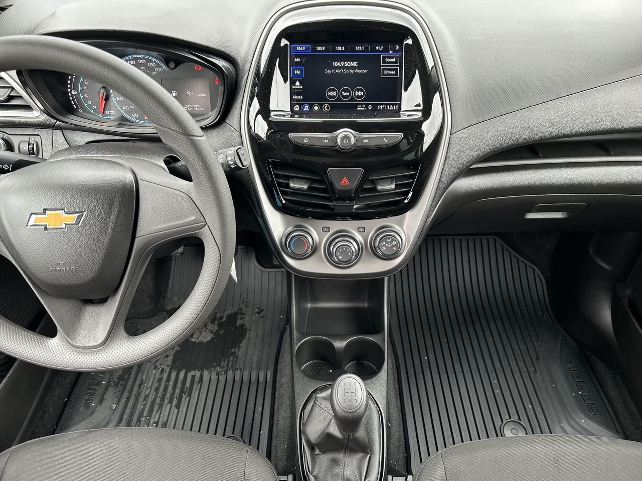 Used 2021 Summit White Chevrolet LS - Manual image 27