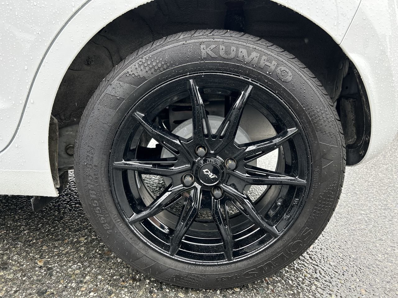 Used 2021 Summit White Chevrolet LS - Manual image 18