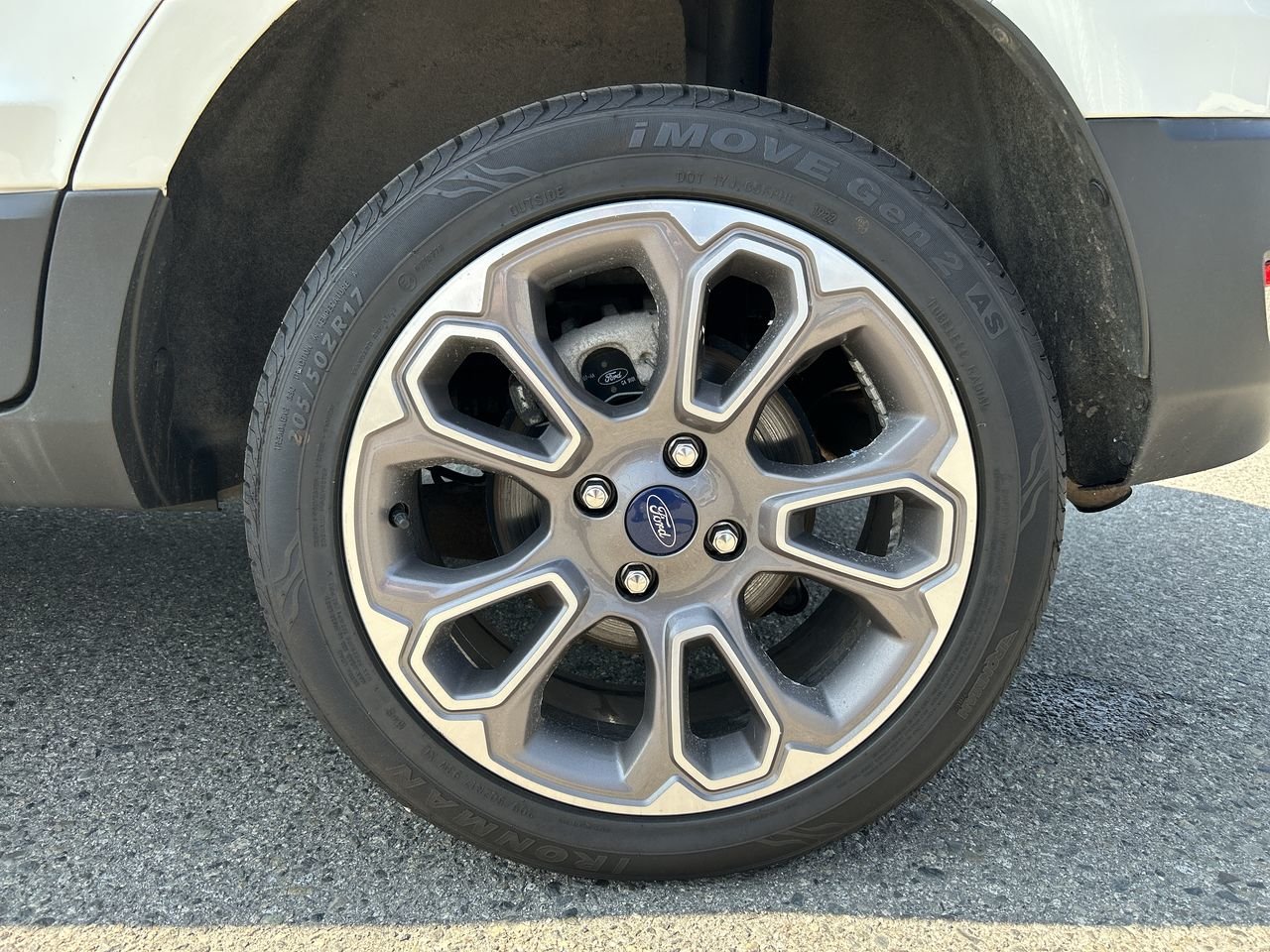Used 2020 White Ford Titanium 4WD image 18