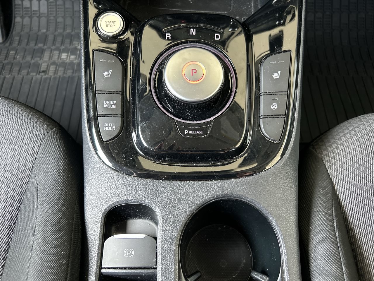Used 2020 Gravity Grey (MET) Kia EV Premium image 27