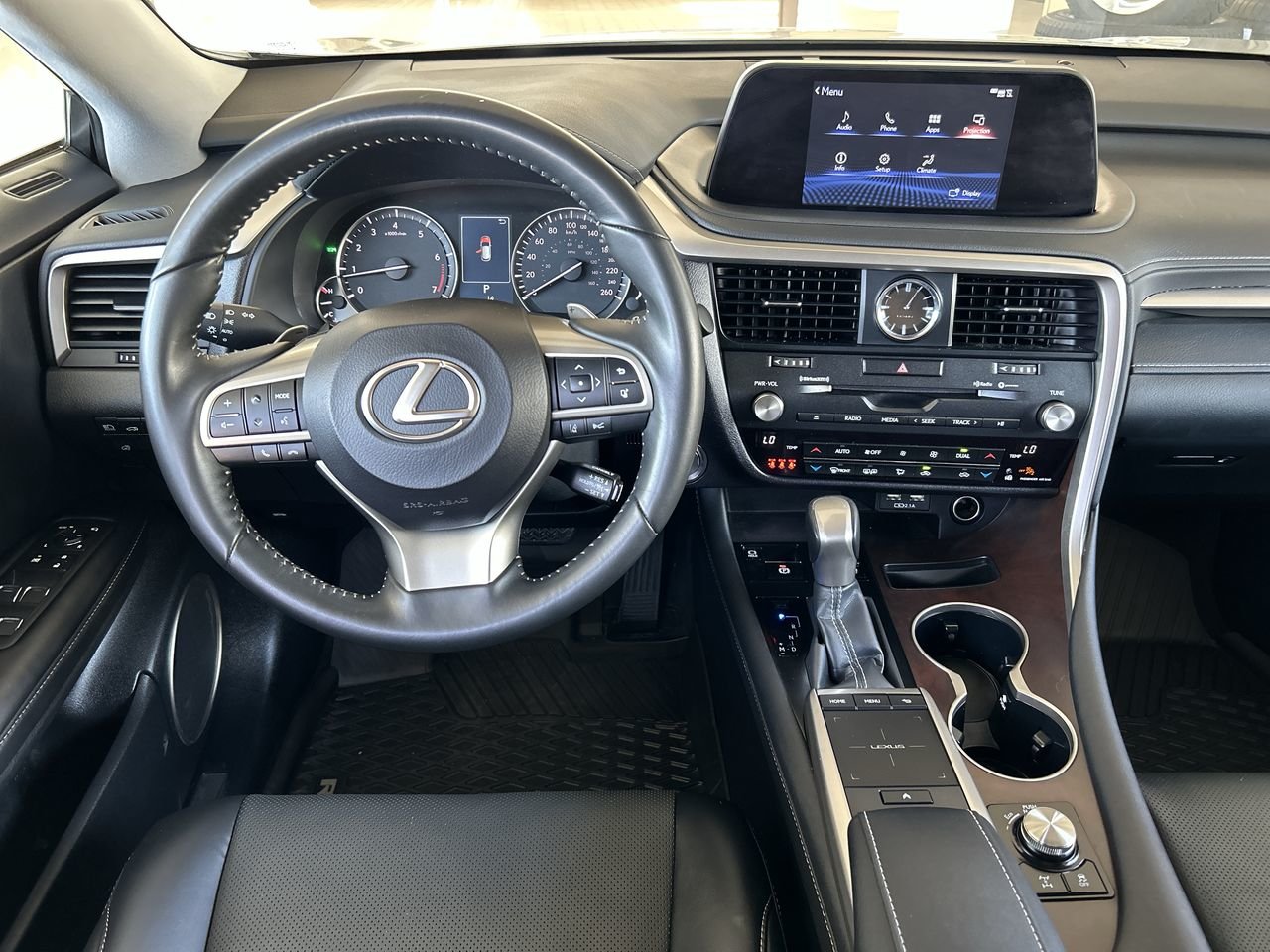 Used 2020 Silver Lexus 8A image 28