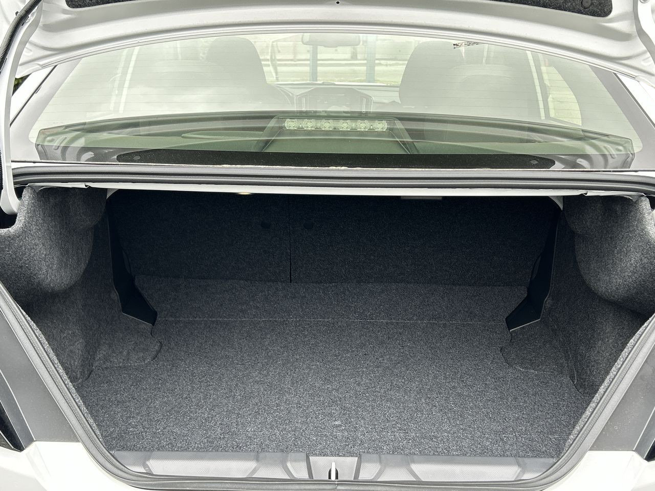 New 2023 Ceramic White Subaru Sport-tech image 17