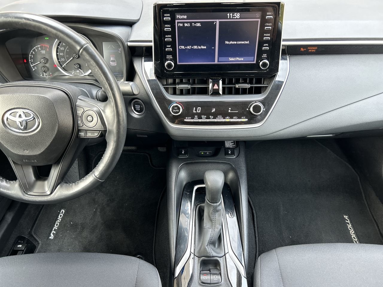 Used 2020 Super White Toyota 4-door Sedan LE CVT image 30