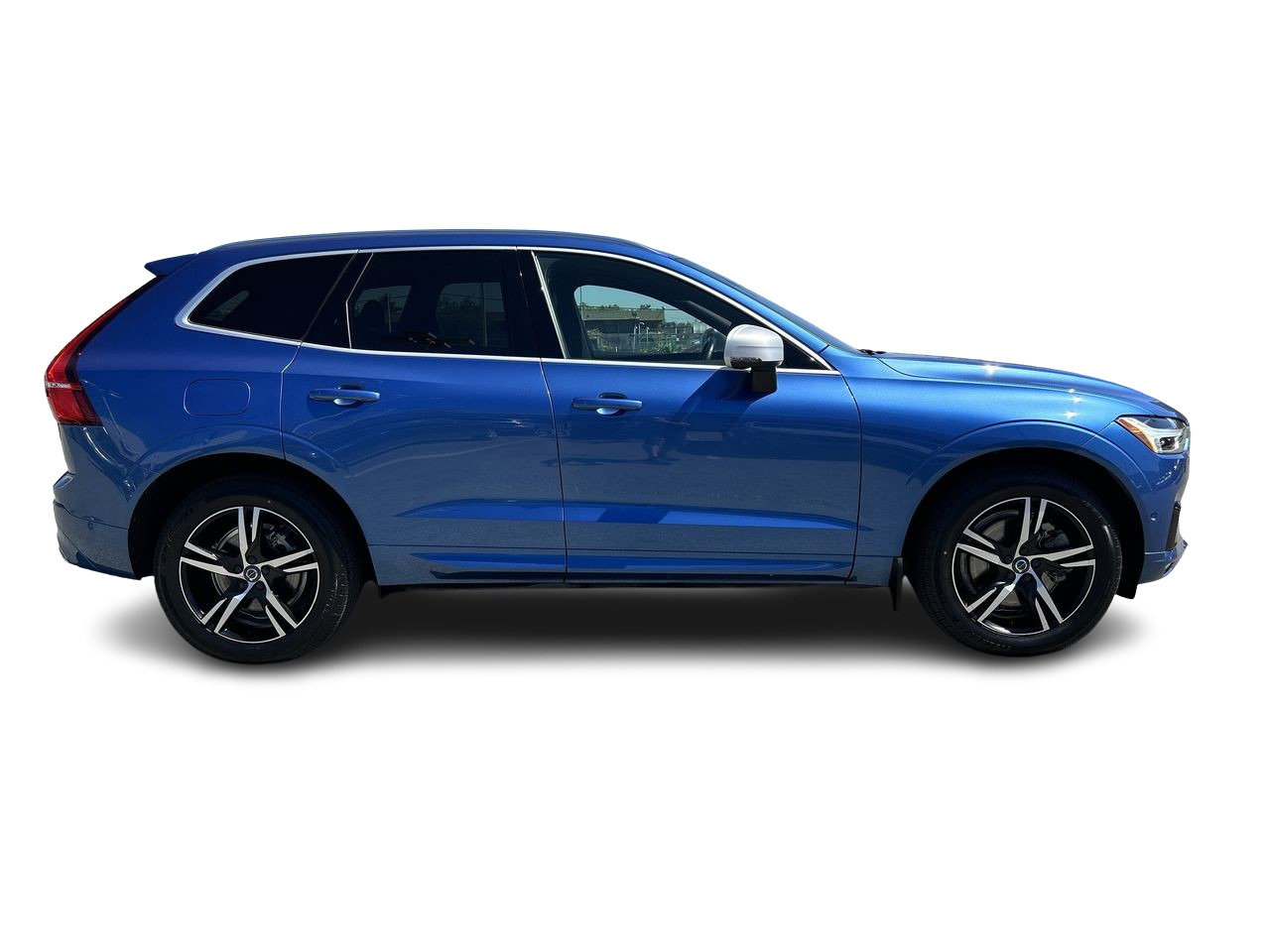 Used 2018 Bursting Blue Volvo T6 AWD R-Design image 13
