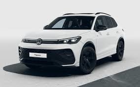 2024 Volkswagen Tiguan Comfortline R-Line Black Edition + DÉMO DISPONIBLE