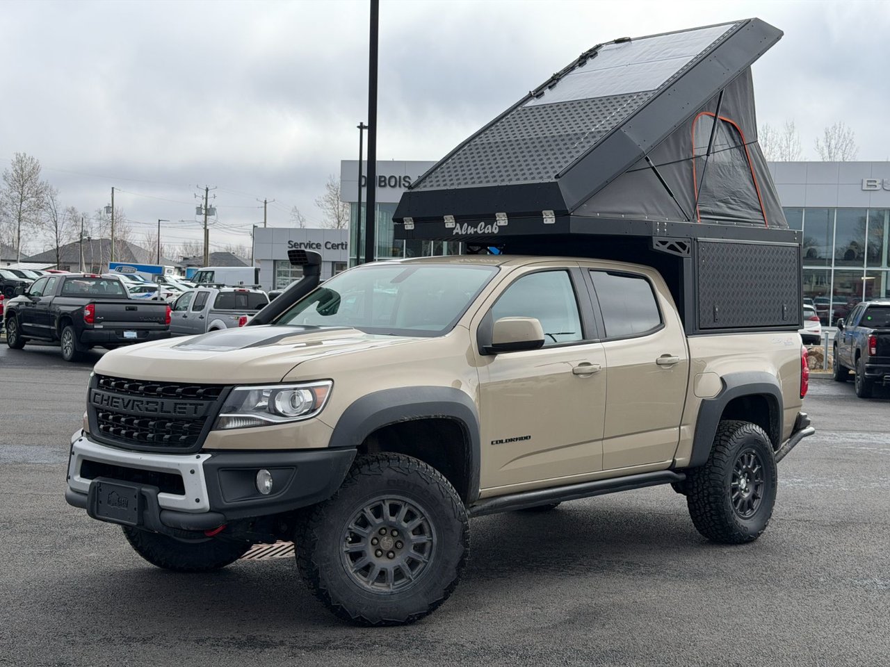 Brown (Beige) 2022 Chevrolet Colorado Pickup Truck Four-Wheel Drive Automatic