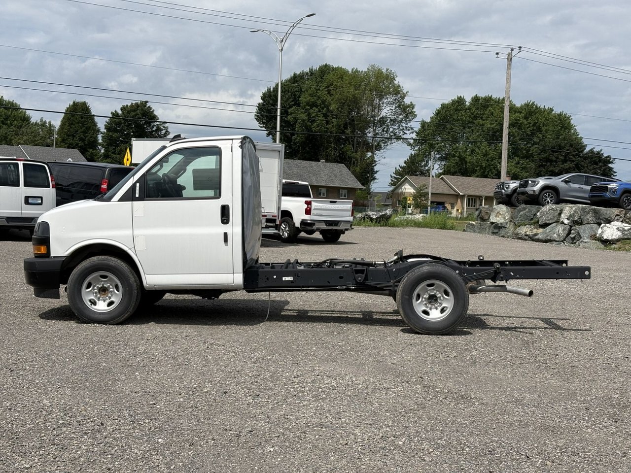 Chevrolet Express Cutaway 2025