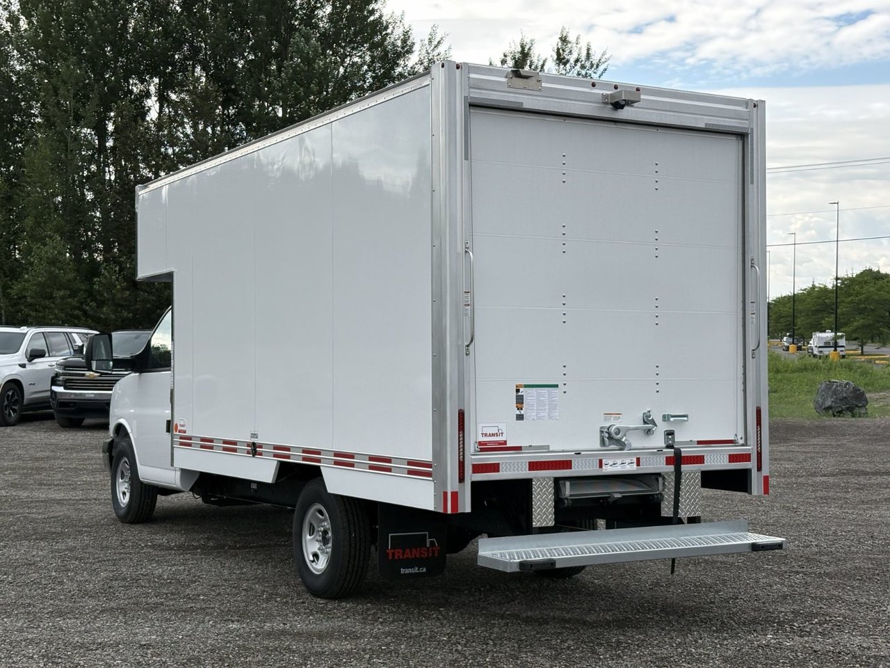 Chevrolet Express Cutaway 2026