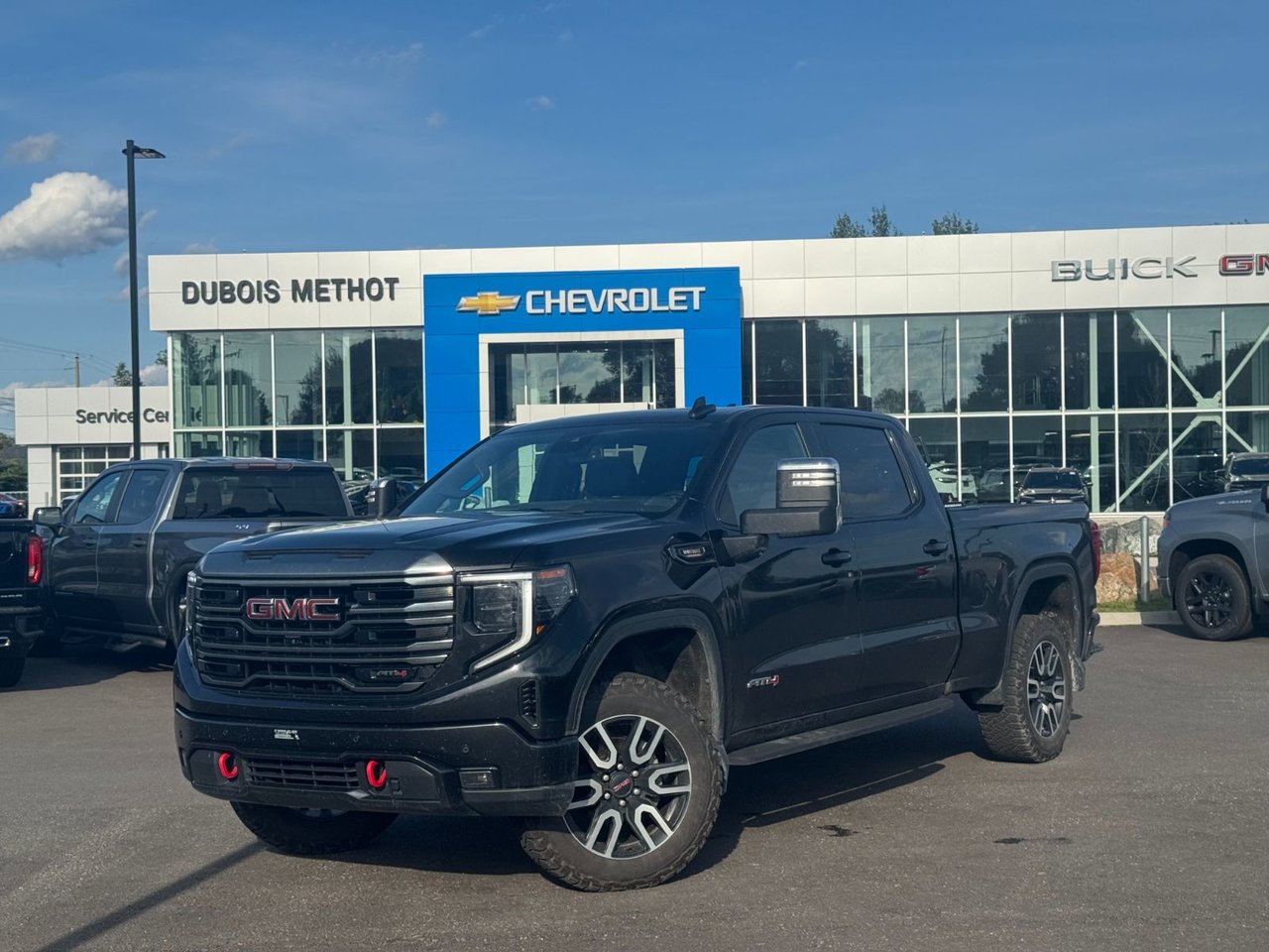 2024 GMC Sierra 1500 AT4 Crew Cab 4WD