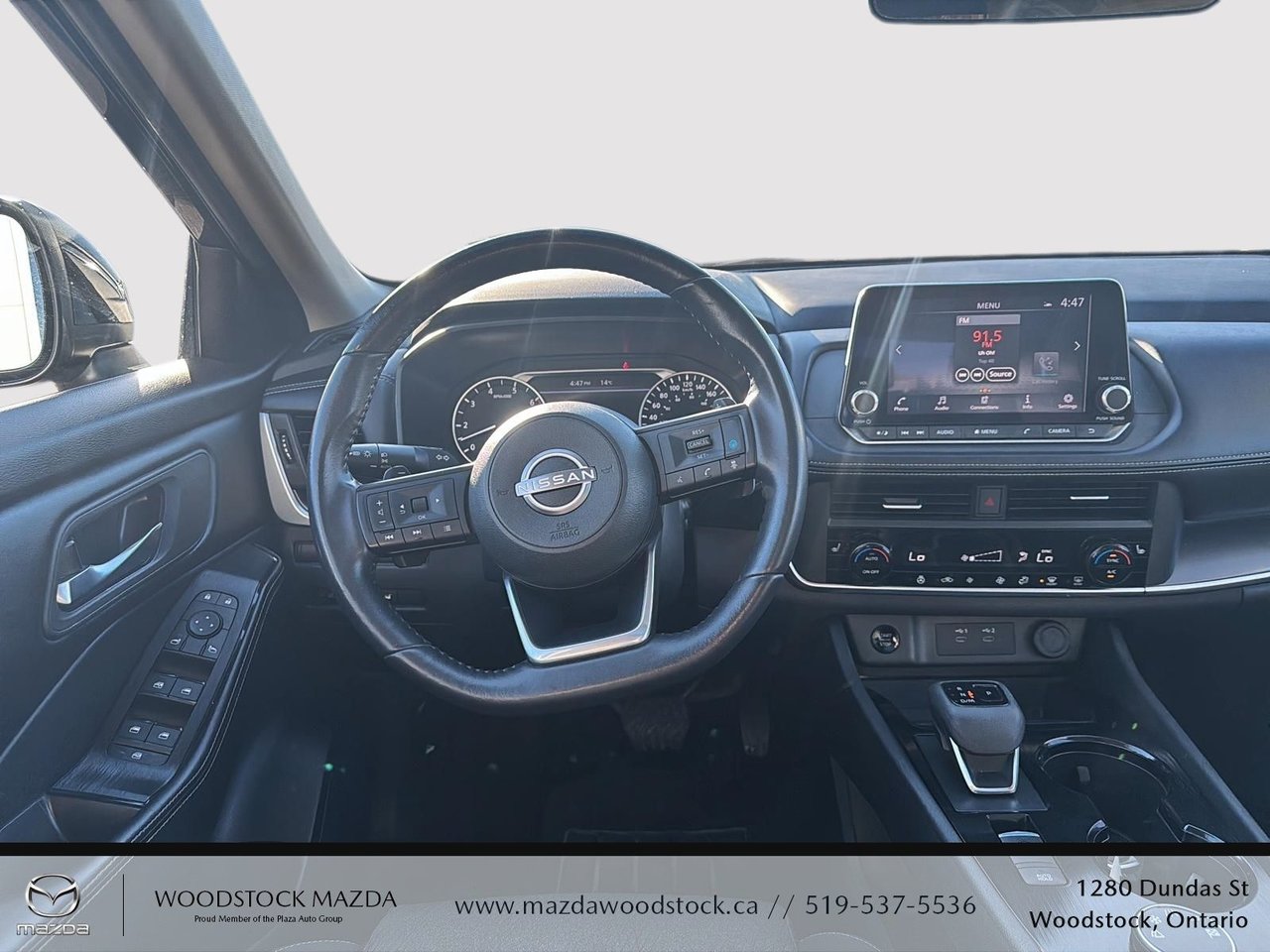 2024 Nissan Rogue SV Moonroof-8