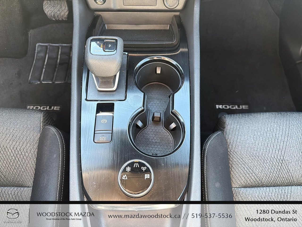 2024 Nissan Rogue SV Moonroof-13