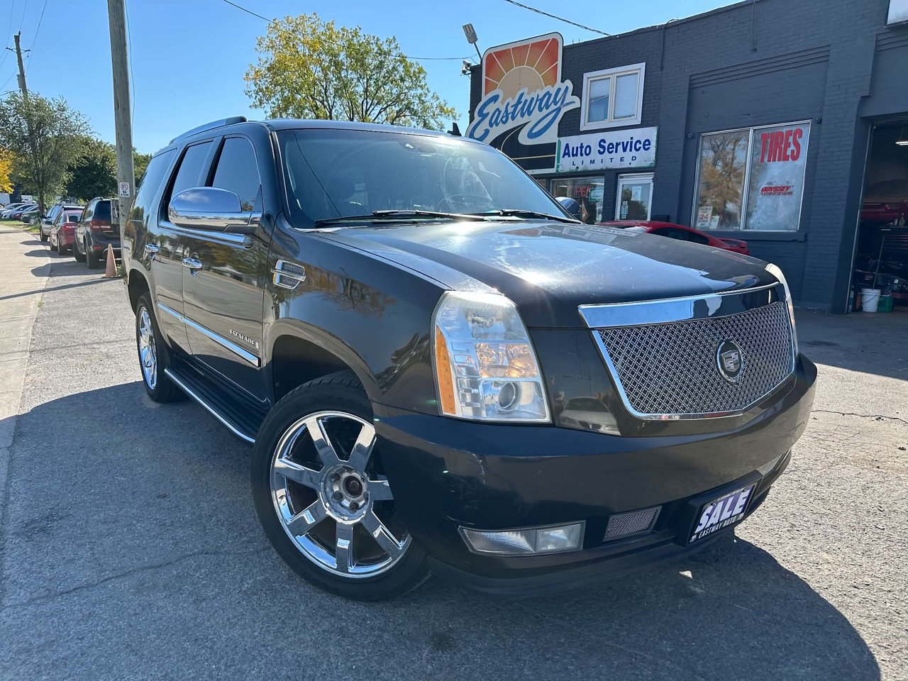  2007 Cadillac Escalade SUV / Crossover  Automatic
