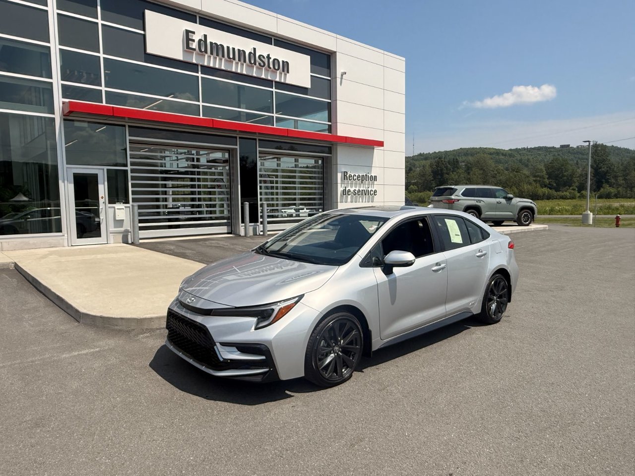 2026 Toyota Corolla Hybrid SE AWD