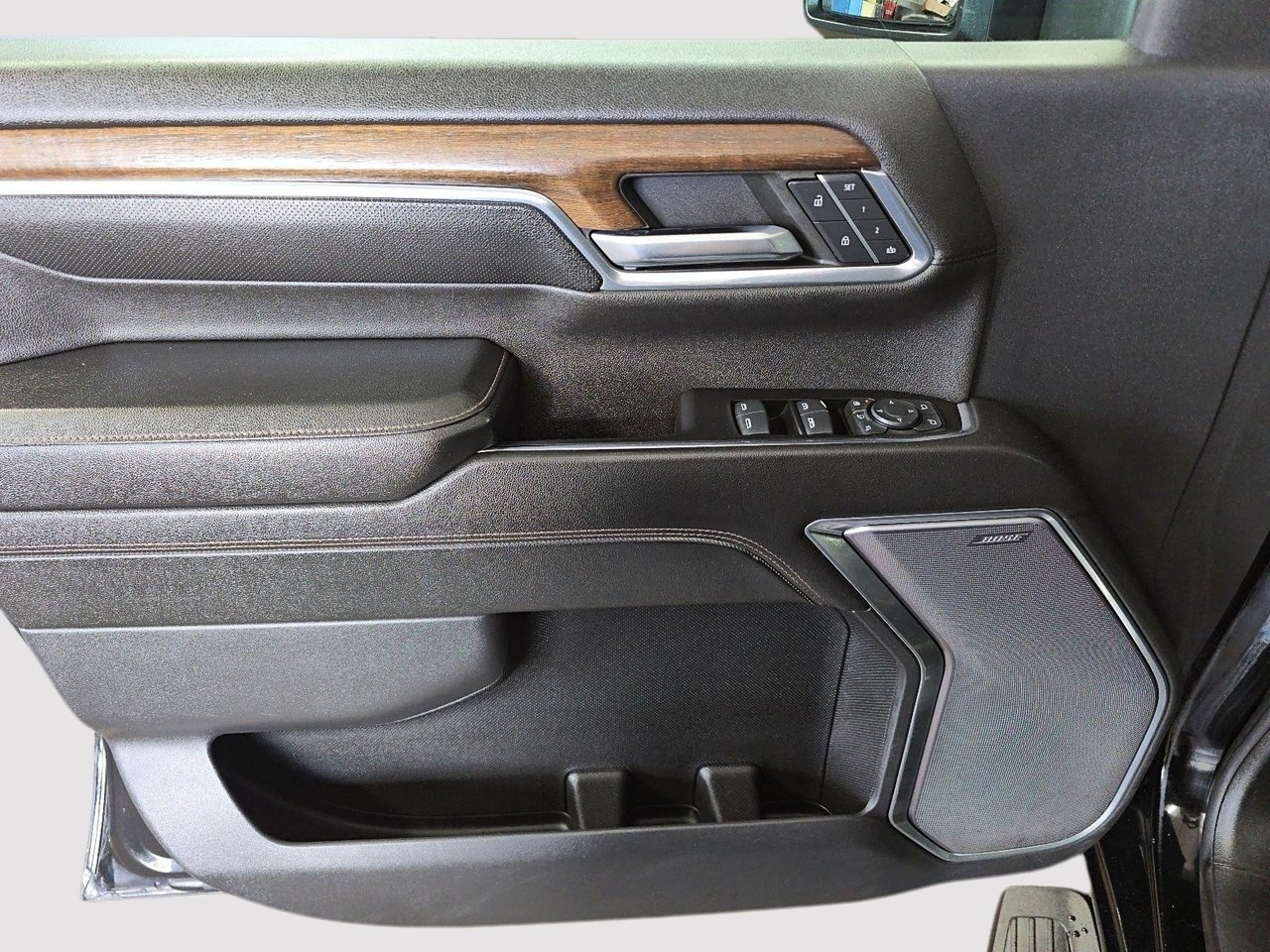 Chevrolet Silverado 2500HD High Country 2024-10