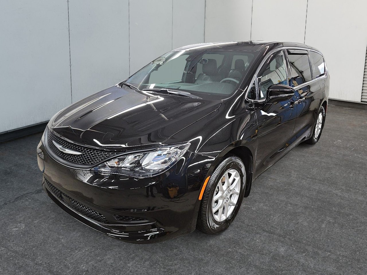 2026 Chrysler Grand Caravan SXT // STOW N GO // CARAVAN-0