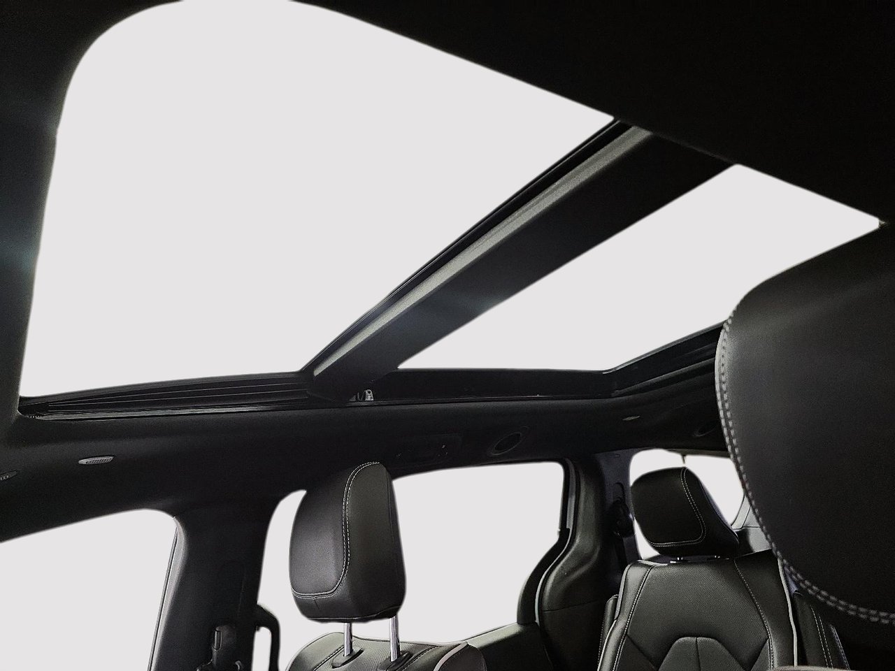 Chrysler Pacifica Hybrid LIMITED ALLURE S // TOIT // CUIR 2024-15