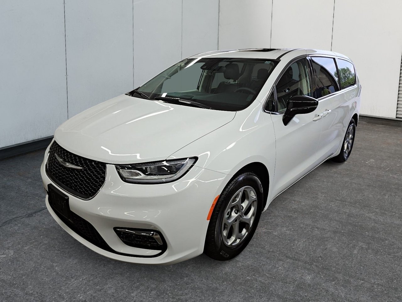 2024 Chrysler Pacifica Limited-0