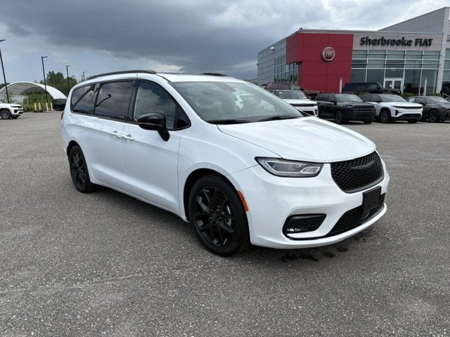 Chrysler Pacifica LIMITED // 3.6L // 9 VITESSES 2025-0