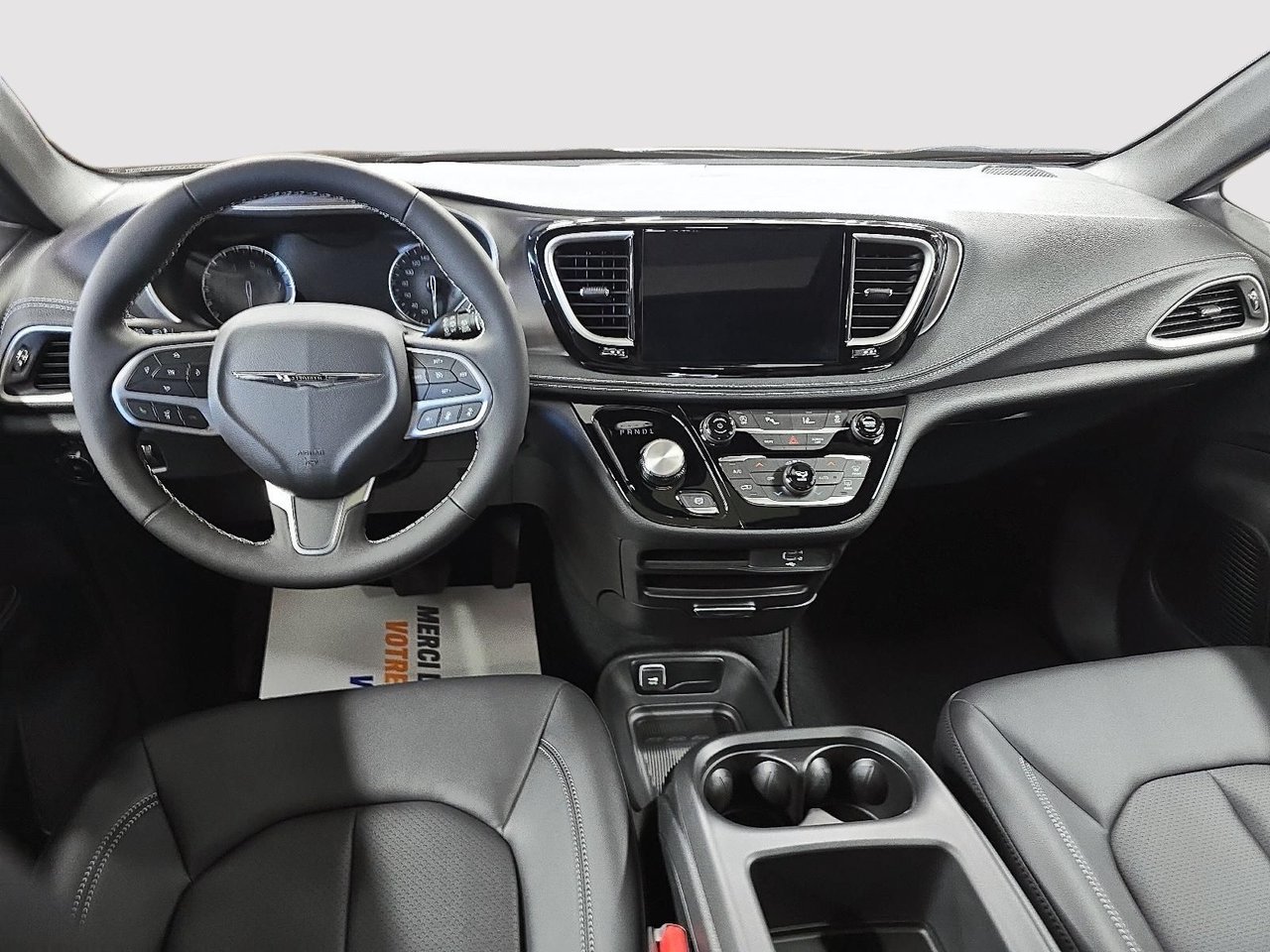 2026 Chrysler Pacifica SELECT AWD-9