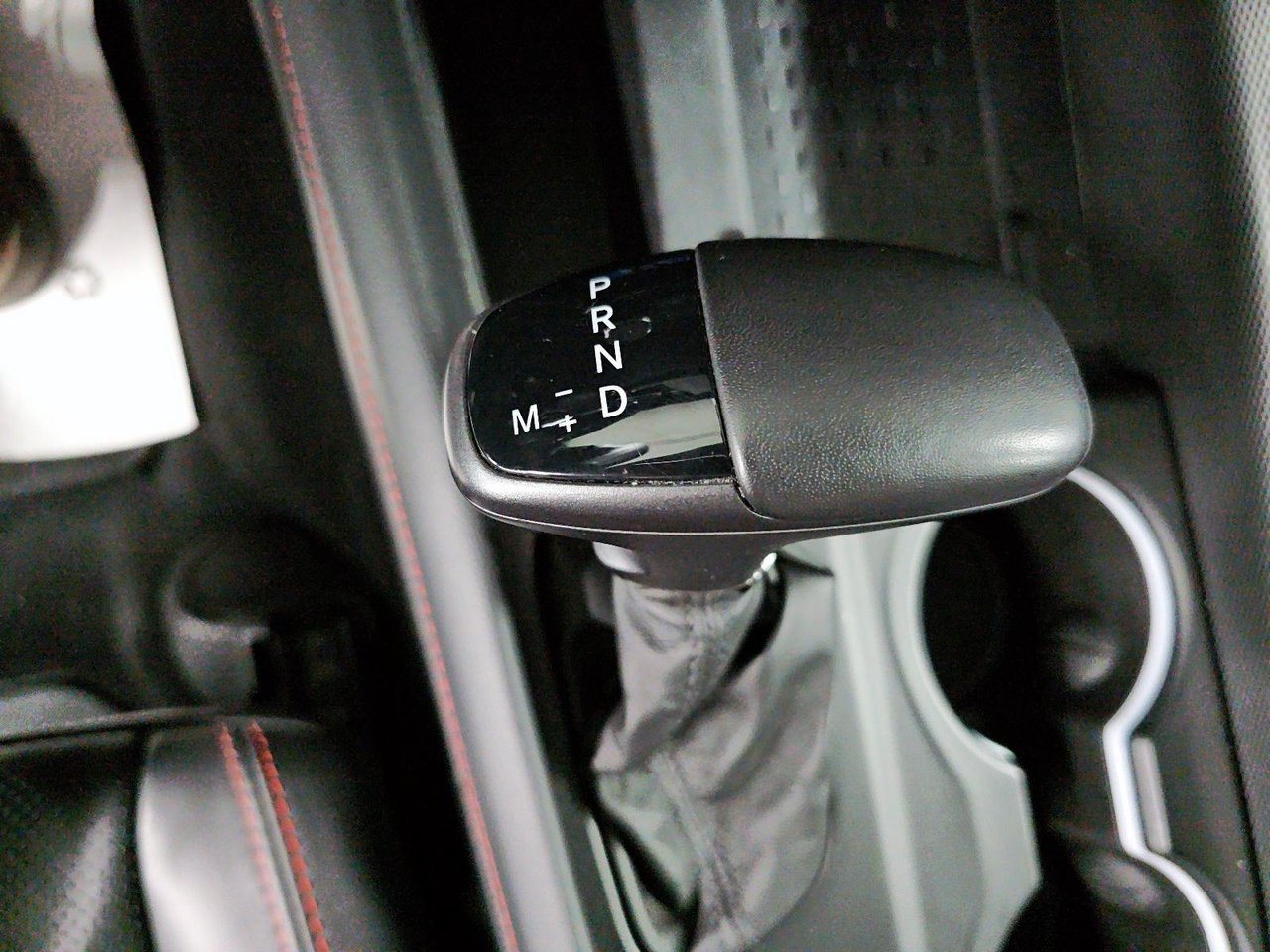 Dodge Durango R/T // 6 PASSAGERS // GROUPE REMORQUAGE 2025-14