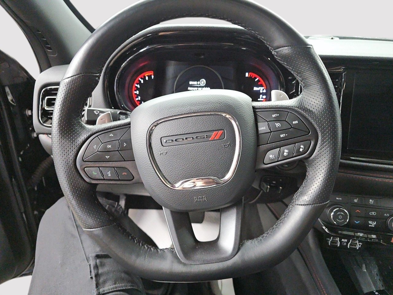 Dodge Durango R/T // 6 PASSAGERS // GROUPE REMORQUAGE 2025-11