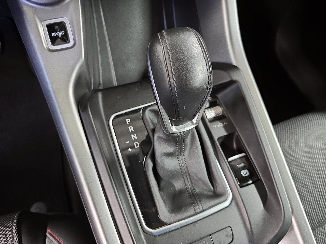 Dodge HORNET R/T PHEV AWD // BLACK TOP // PLAN OR 413 2024-14