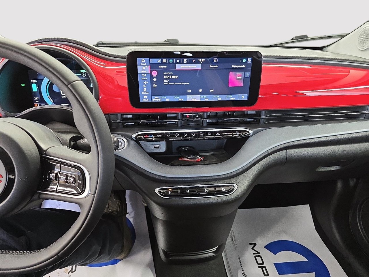 2024 Fiat 500e (RED) EDITION // 100% ELECTRIQUE-16