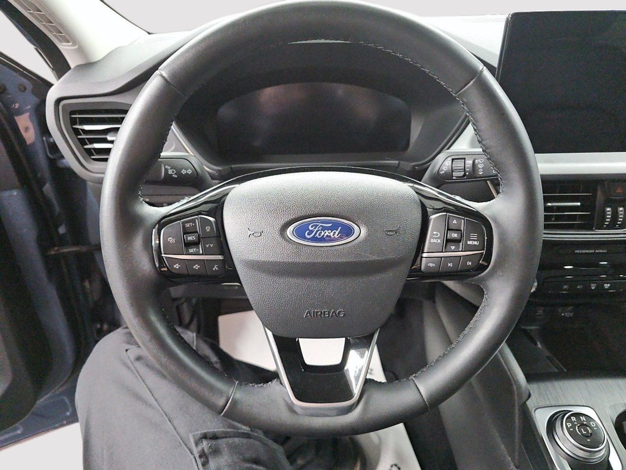 Ford Escape PREMIUM // HYBRIDE // BRANCHABLE 2023-11