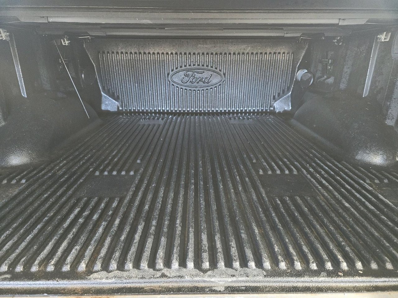 Ford F-150 LARIAT // 3.5 HYBRID // FX4 2022-16