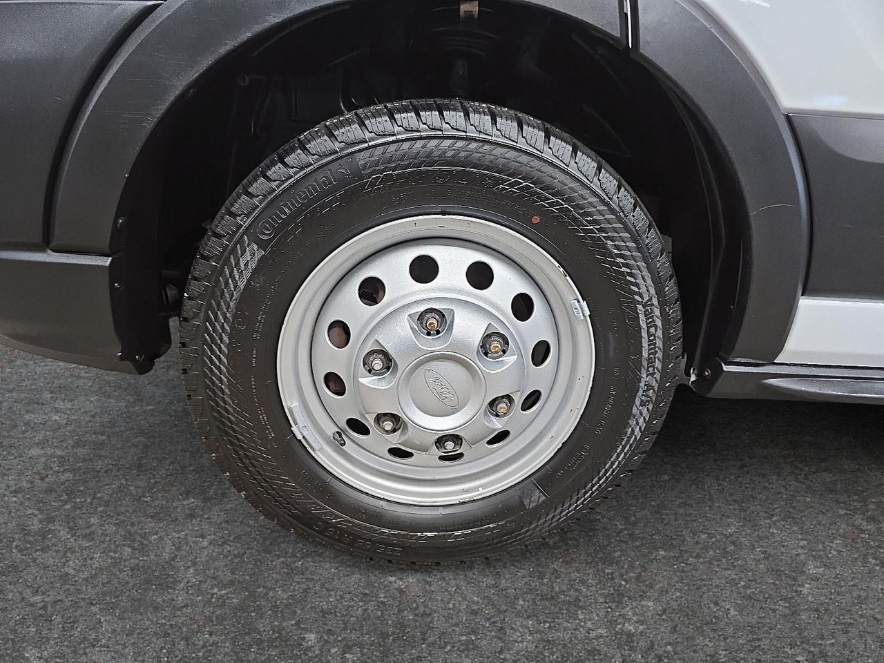 Ford Transit Cargo Van TRANSIT // CARGO 2023-6