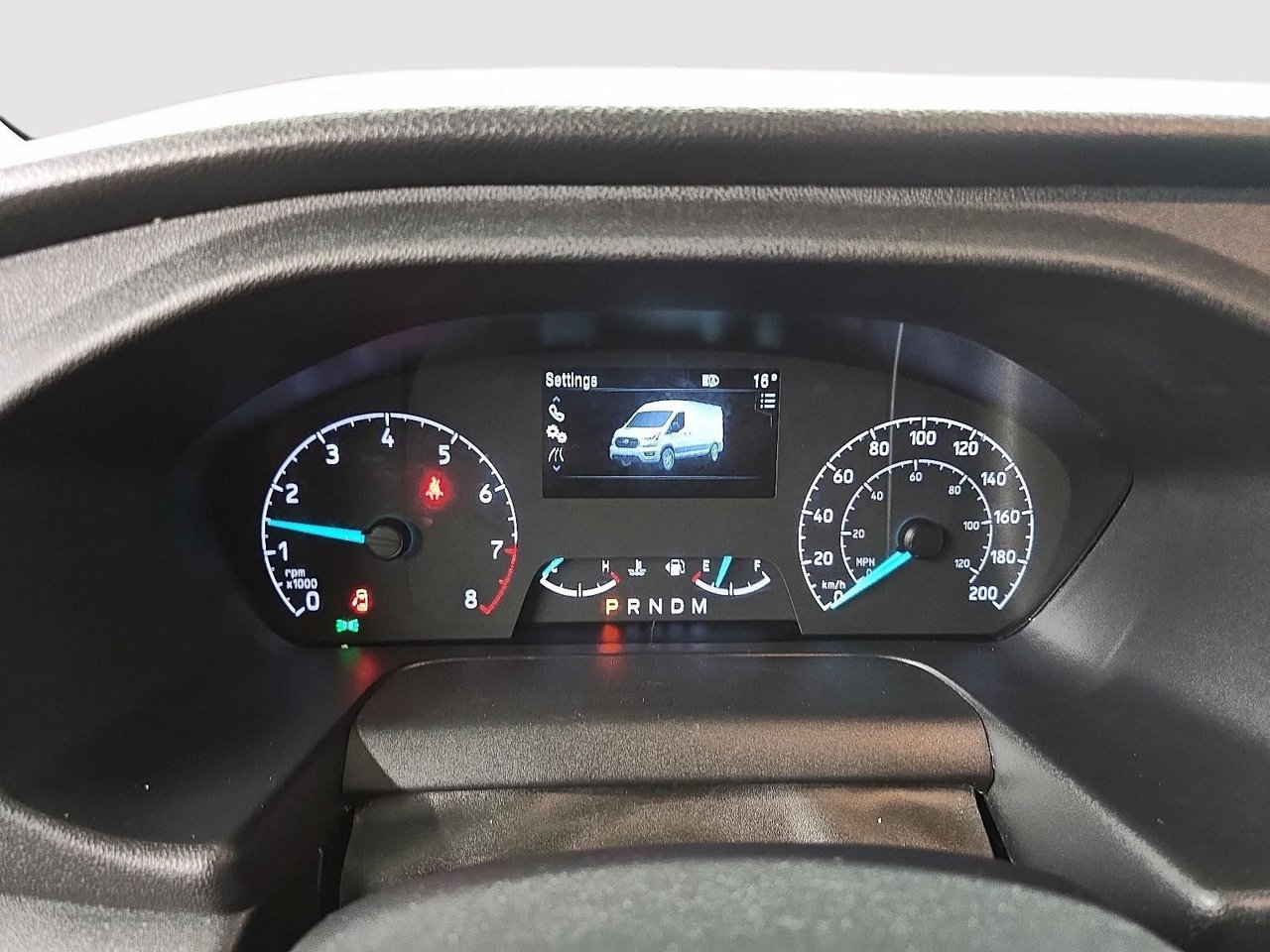 Ford Transit Cargo Van TRANSIT // CARGO 2023-13