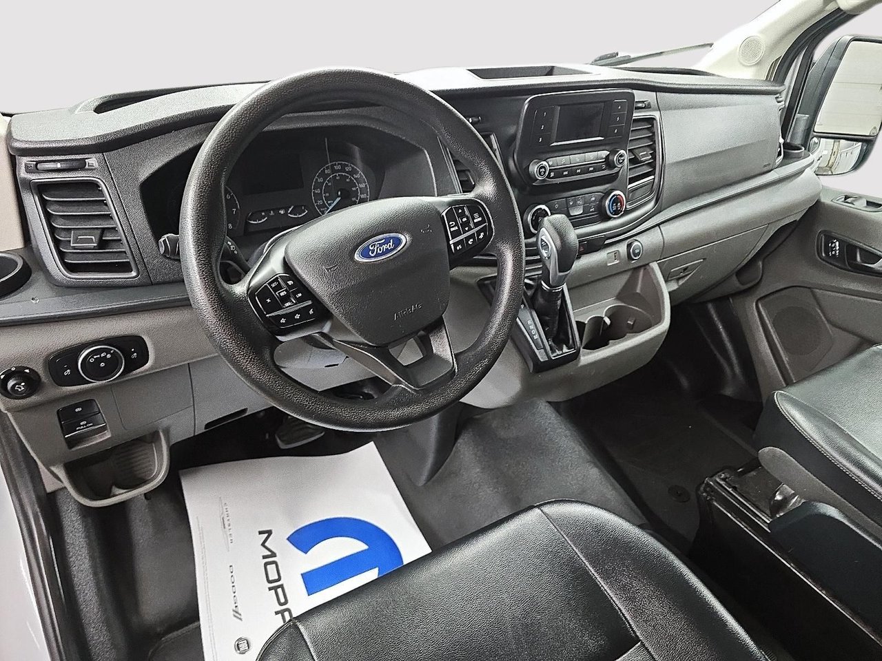 Ford Transit Cargo Van TRANSIT // CARGO 2023-9