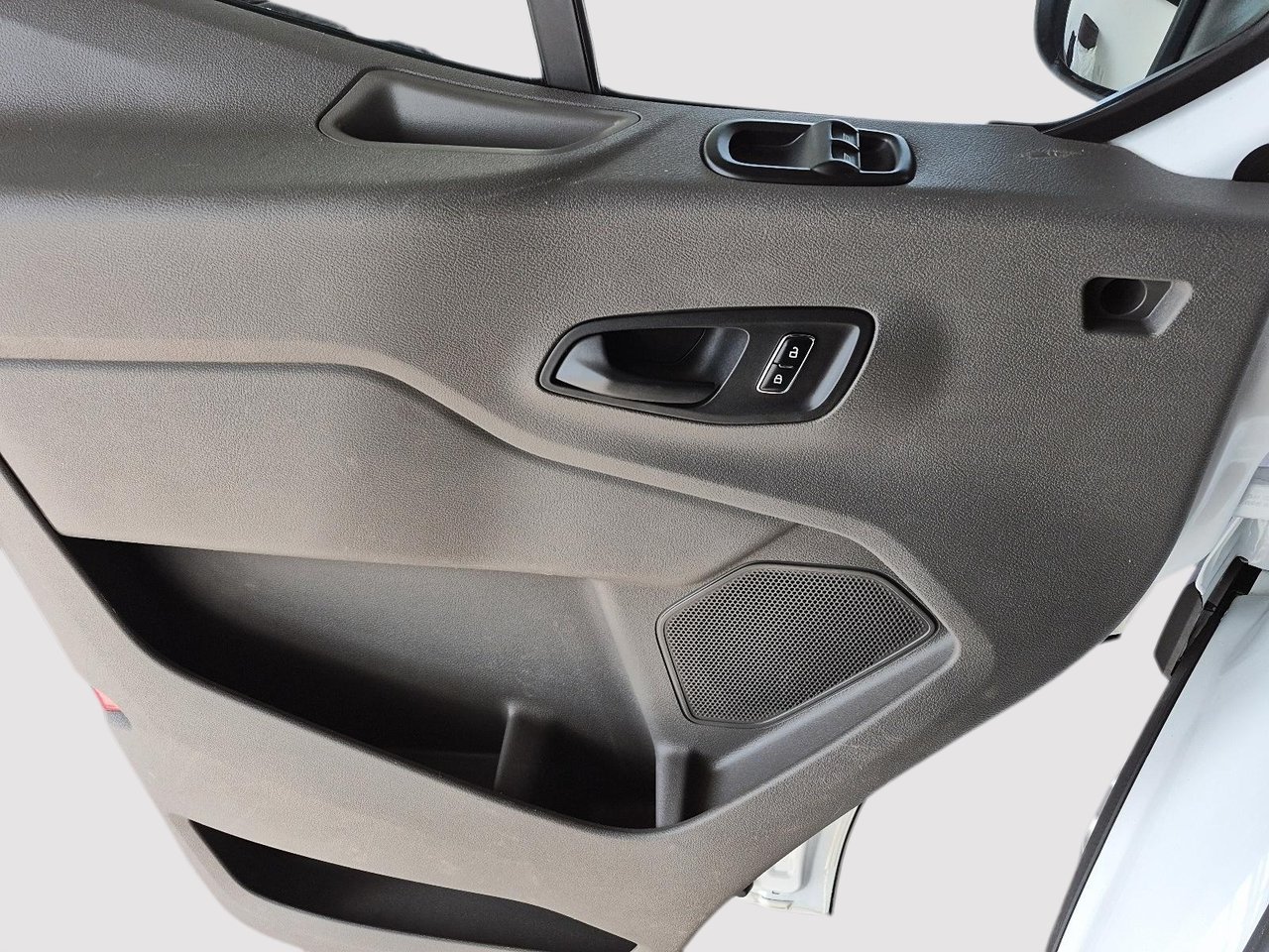 2023 Ford Transit Cargo Van T-250 // CARGO VAN // 148''-10