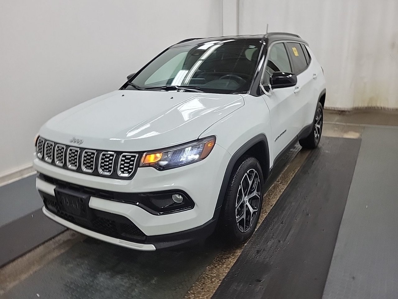 Jeep Compass LIMITED 4X4 2024-4