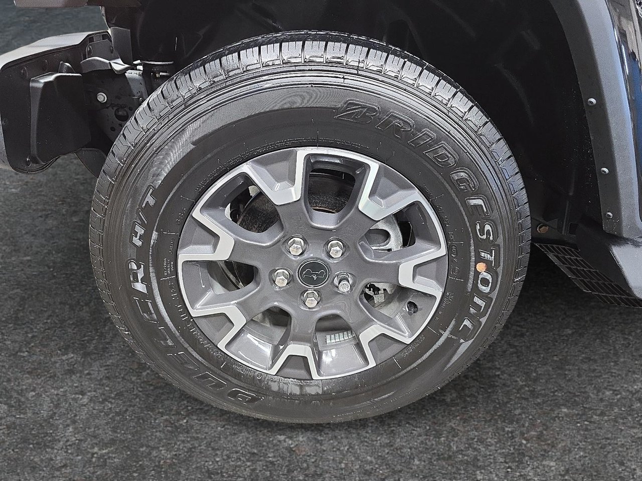 2024 Jeep Wrangler SAHARA 4X4 // ENSEMBLE TECHNOLOGIE // TOIT RIGIDE-6