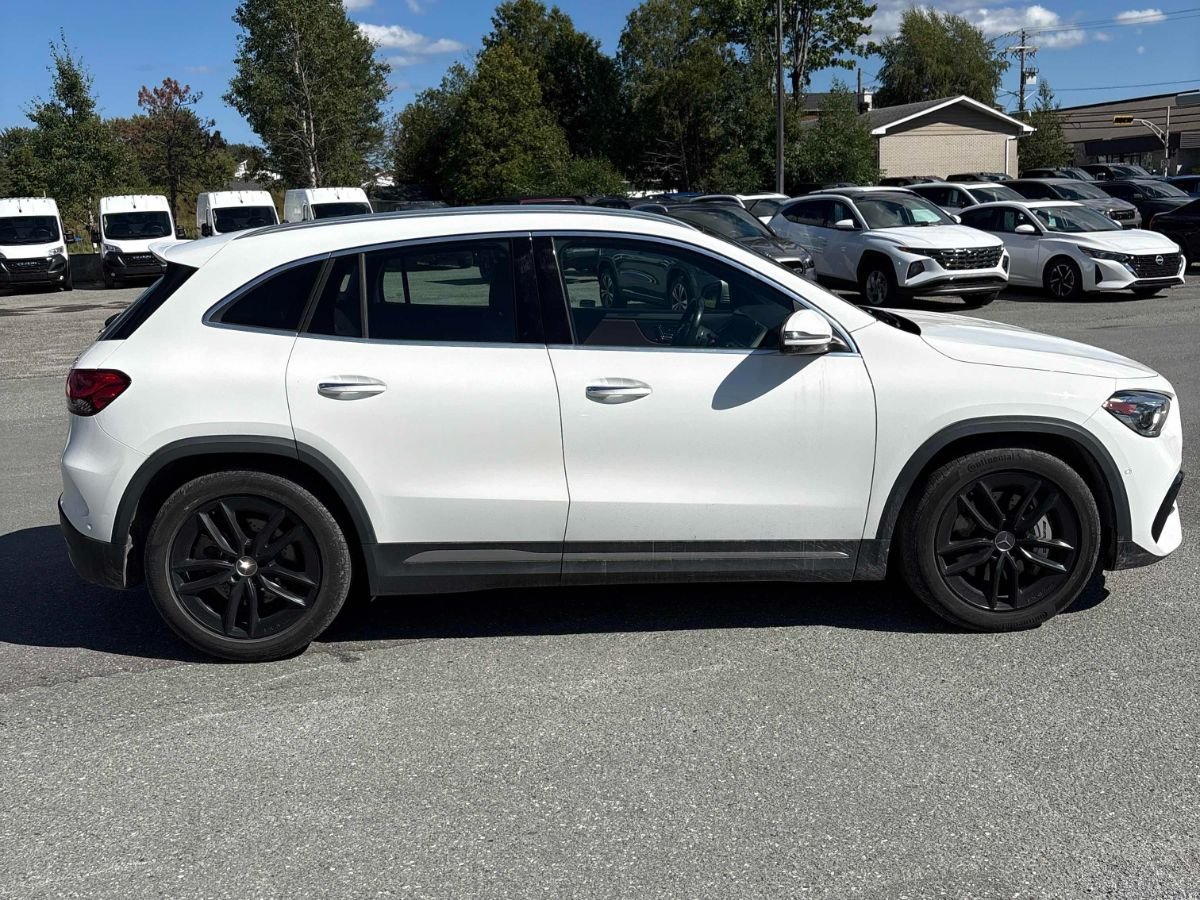 Mercedes-Benz GLA AMG GLA 35 2022-3