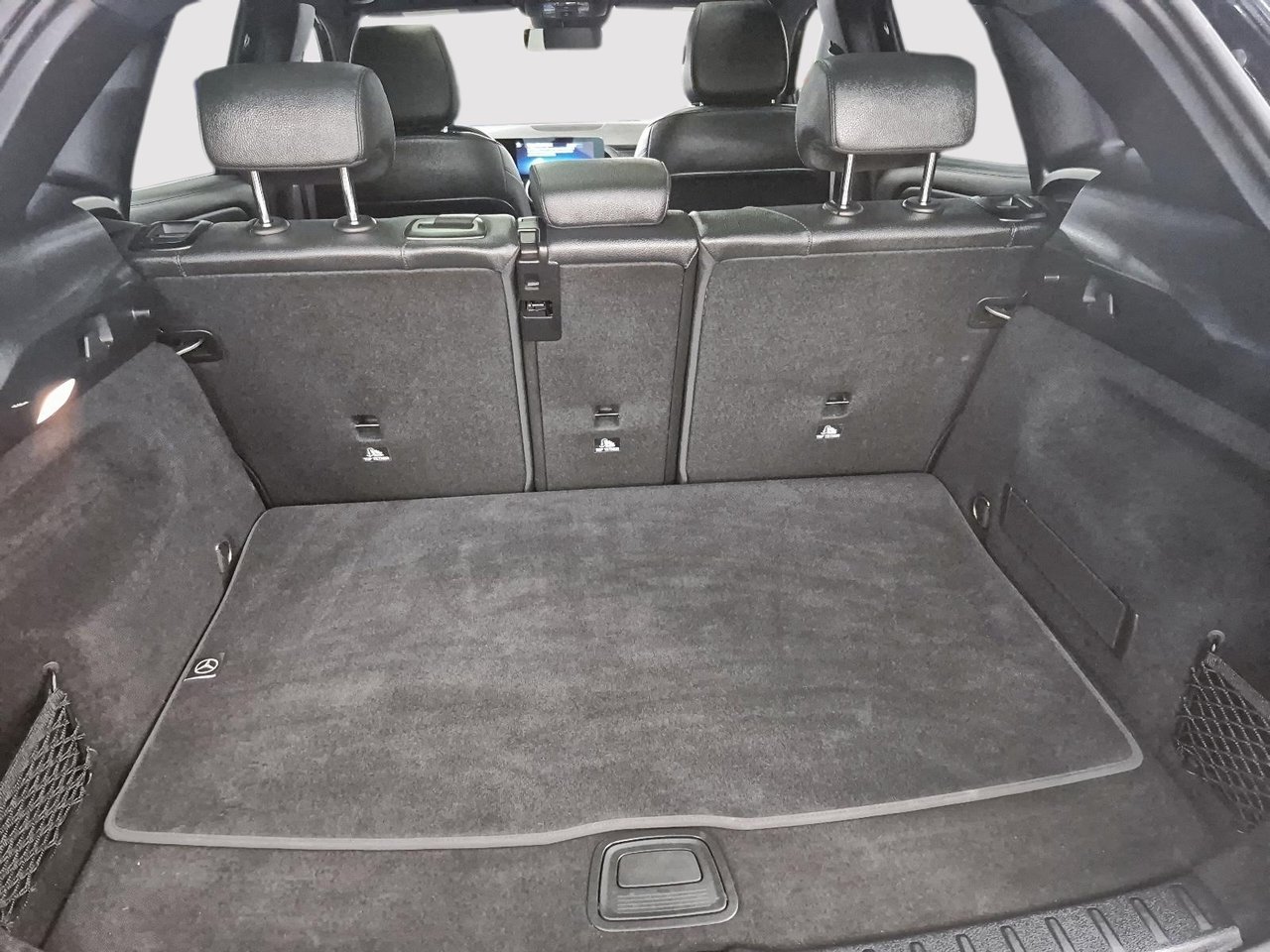 Mercedes-Benz GLA 250 4MATIC 2026-8