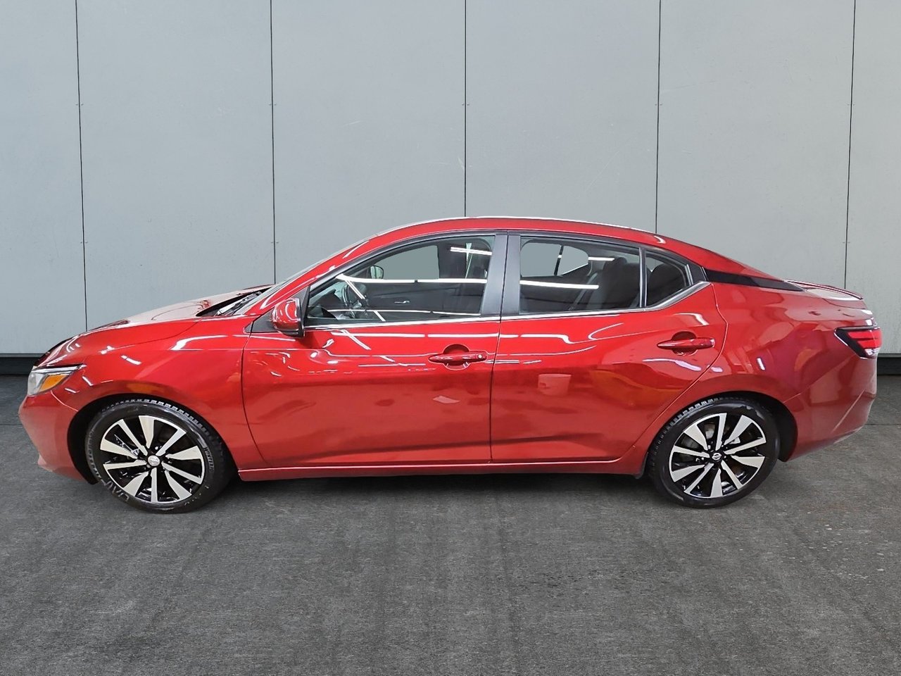 Nissan Sentra SENTRA // SV // NISSAN 2022-4