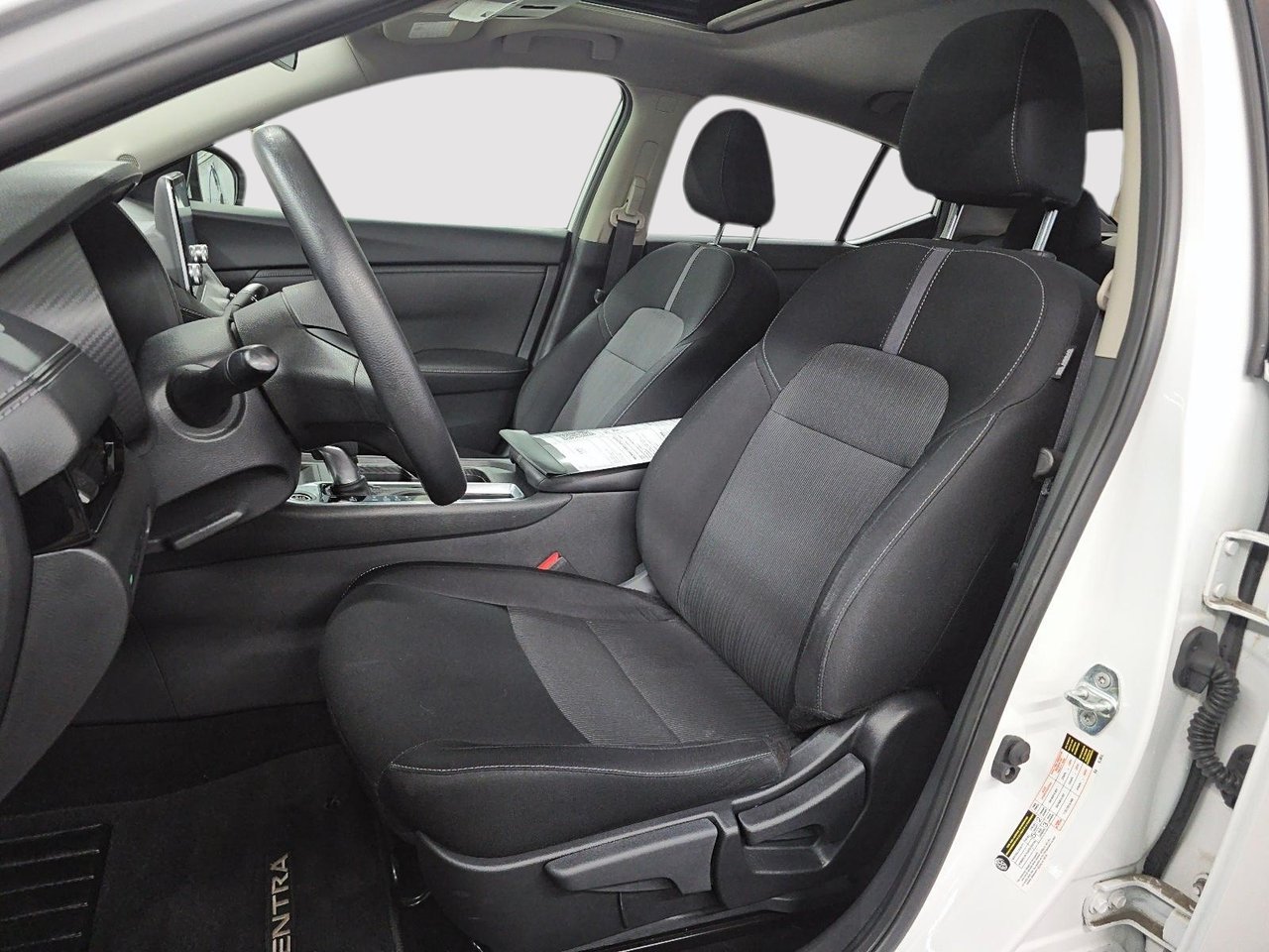 Nissan Sentra SV // CVT // ÉCONOMIQUE 2024-8