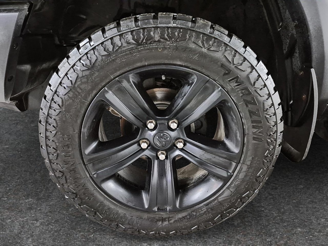 Ram 1500 Classic WARLOCK / CREWCAB / V8 2021-6