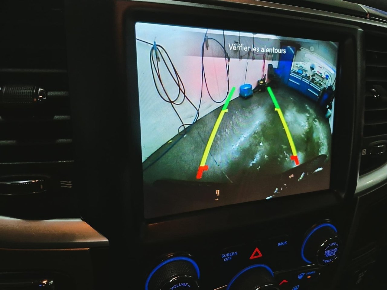 Ram 1500 Classic WARLOCK / CREWCAB / V8 2021-17