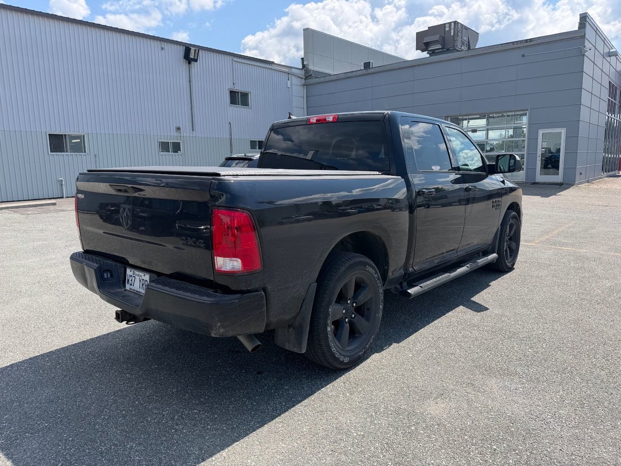 Ram 1500 Classic SLT 2021-3