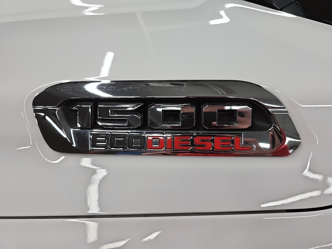 Ram 1500 LIMITED 4X4 CREW CAB // DIESEL // TOIT PANORAMIQUE 2020-5