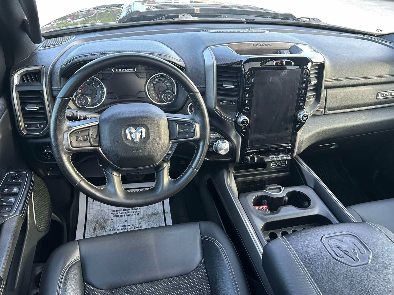 2021 Ram 1500 SPORT // CREWCAB // HEMI 5.7L-7