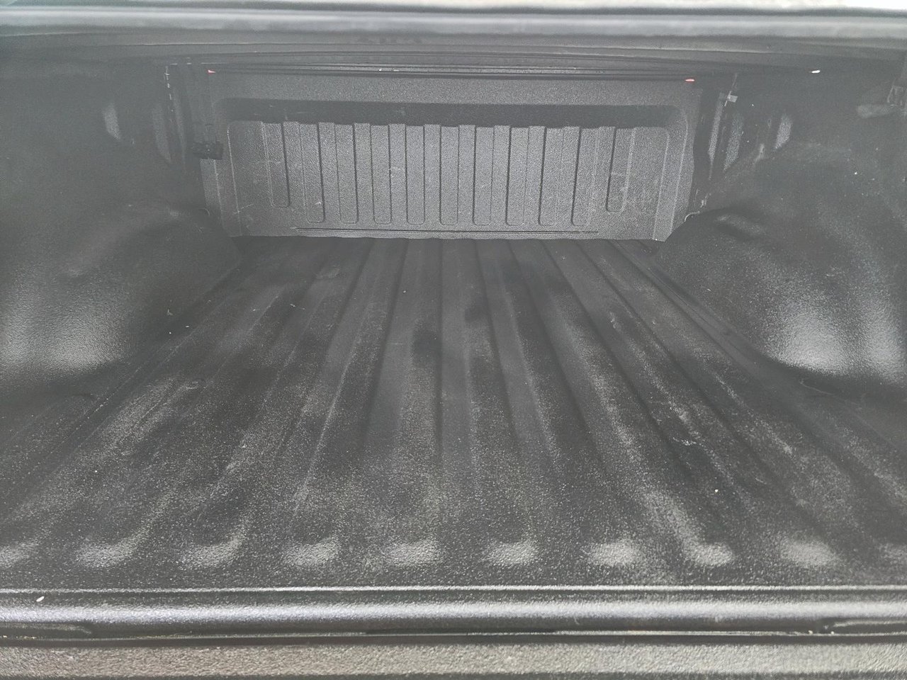 Ram 1500 SPORT 4X4 CREW CAB // V8 // NIVEAU 2 2022-16