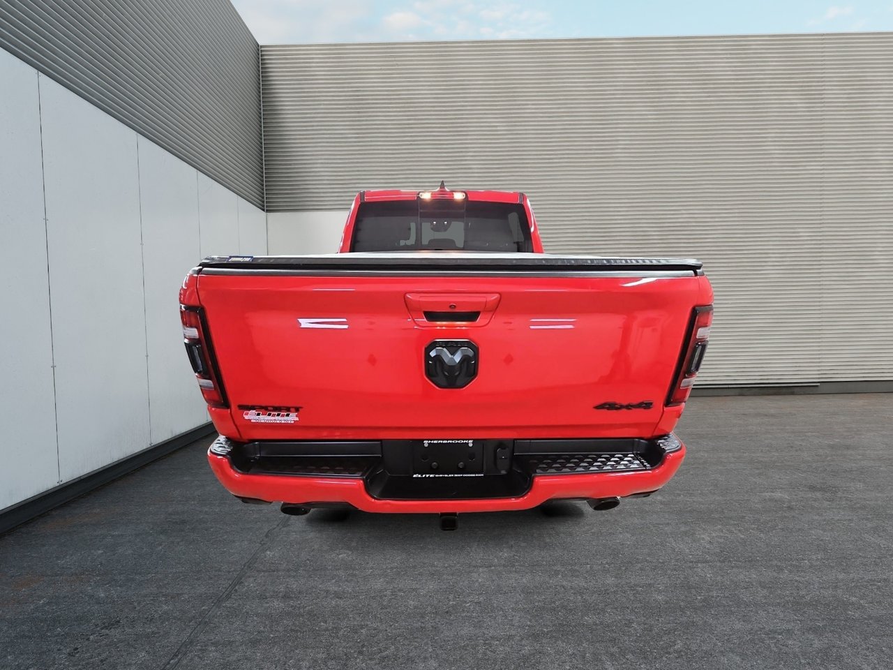 Ram 1500 SPORT 4X4 CREW CAB // V8 // NIVEAU 2 2022-2