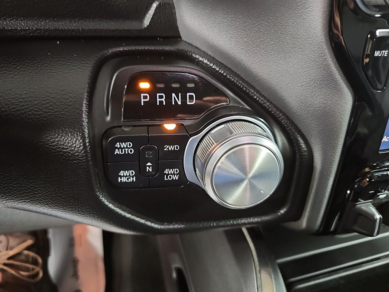 Ram 1500 SPORT 4X4 CREW CAB // V8 // NIVEAU 2 2022-14