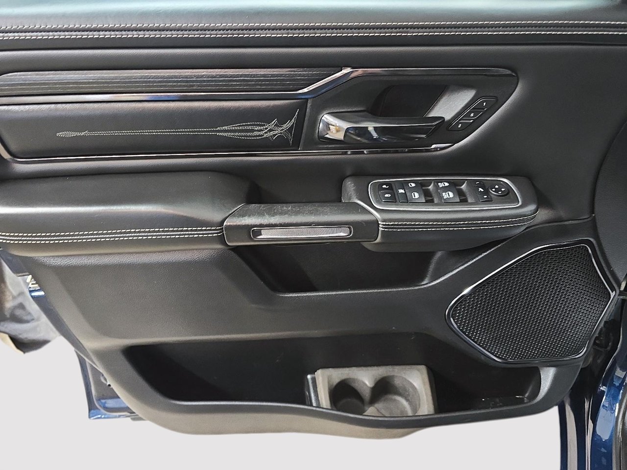 2022 Ram 1500 LIMITED 4X4 CREW CAB // DIESEL // 3.92-10